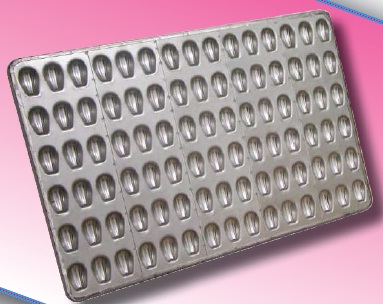 Tray  600x800 aljuminiz. dlja pirozhnyh madlen